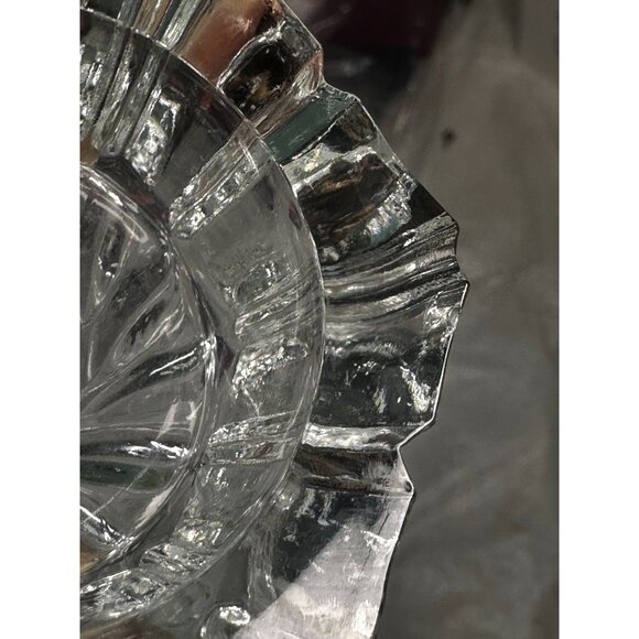 Salt Cellars /Tealight Holders Set of 4 Thick Clear Glass Wedding Shower Display - Picture 6 of 10